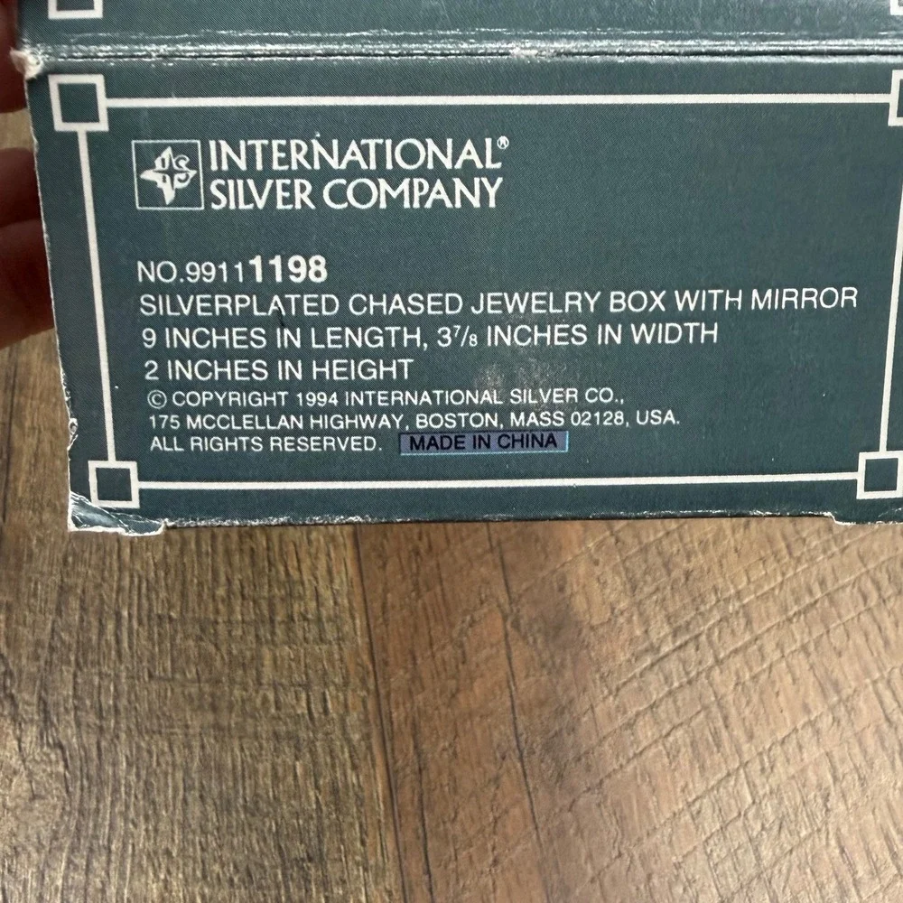 International Silver Company Silverplated Chased Jewelry Box w Mirror NIB 9in